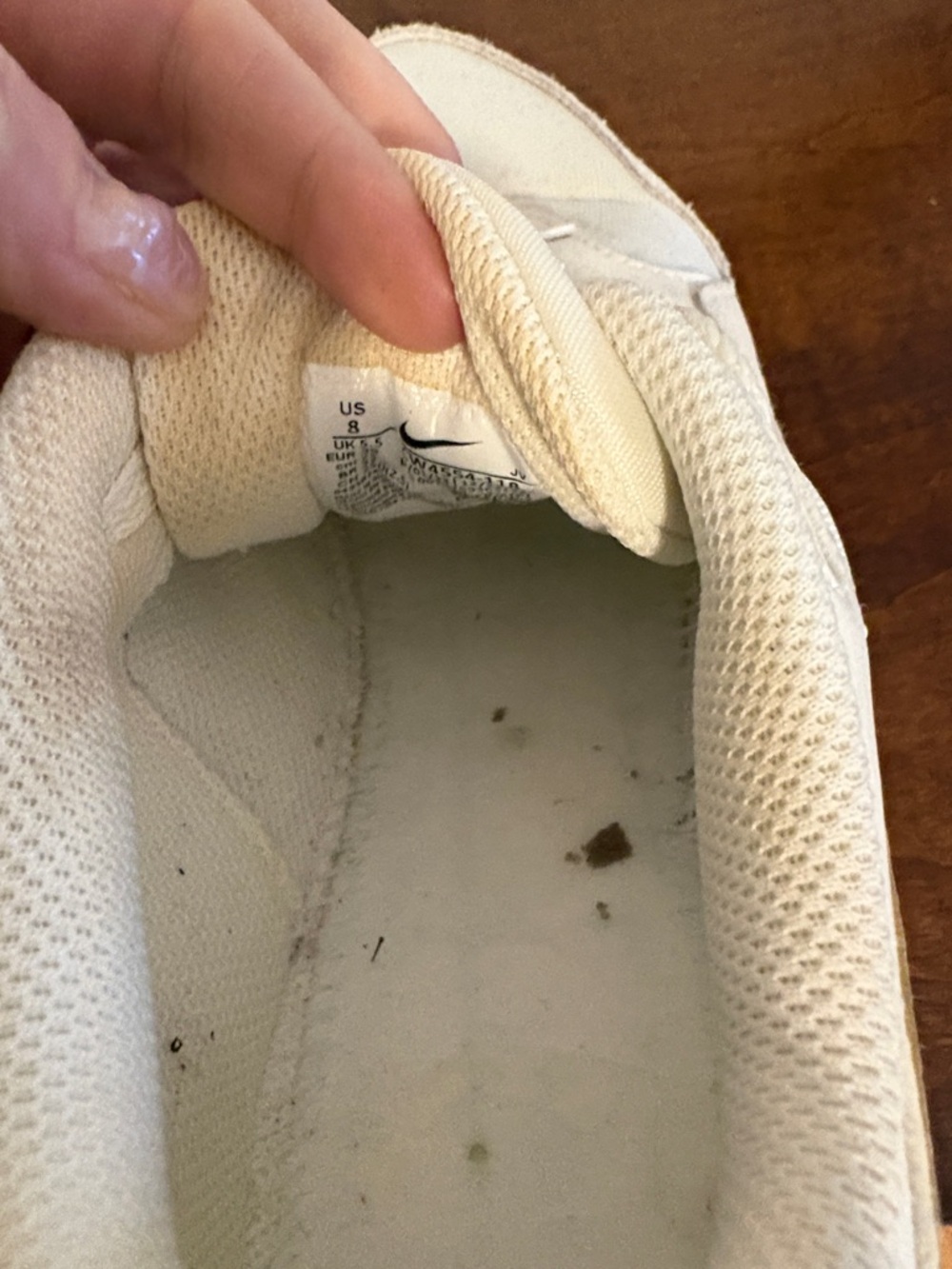 Nike Women’s Low-Top Sneakers in Ivory/White and Blush - Picture 6 of 7